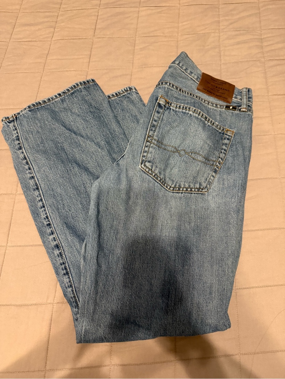 Lucky Brand Men's Light Blue Jeans - Classic Straight Fit